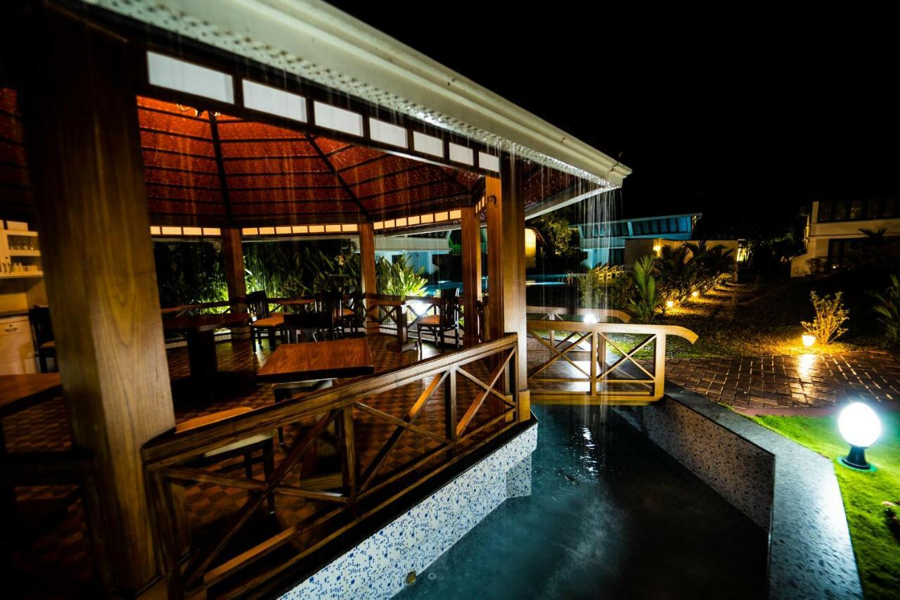 Nihara Resort And Spa Cochin Коччи Экстерьер фото