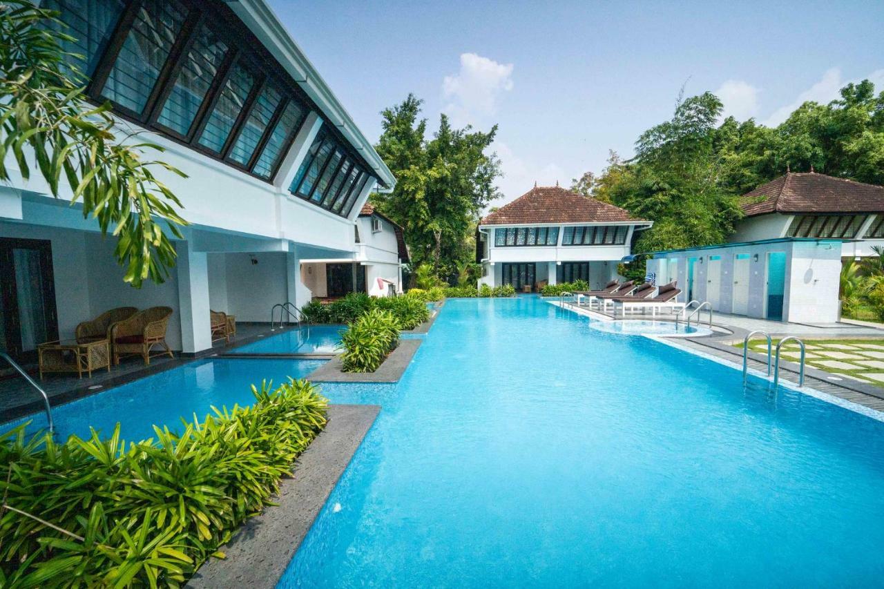 Nihara Resort And Spa Cochin Коччи Экстерьер фото